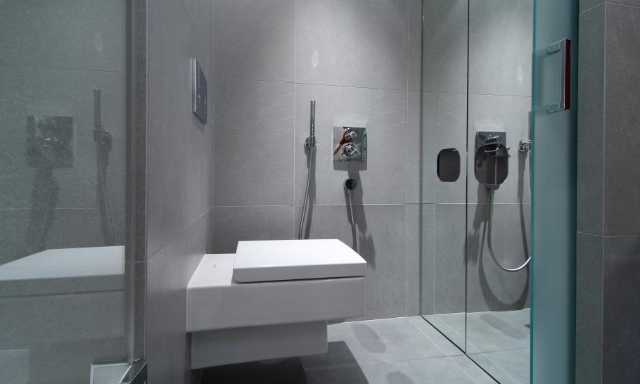 Slovakian Apartment With LED Lighting 15