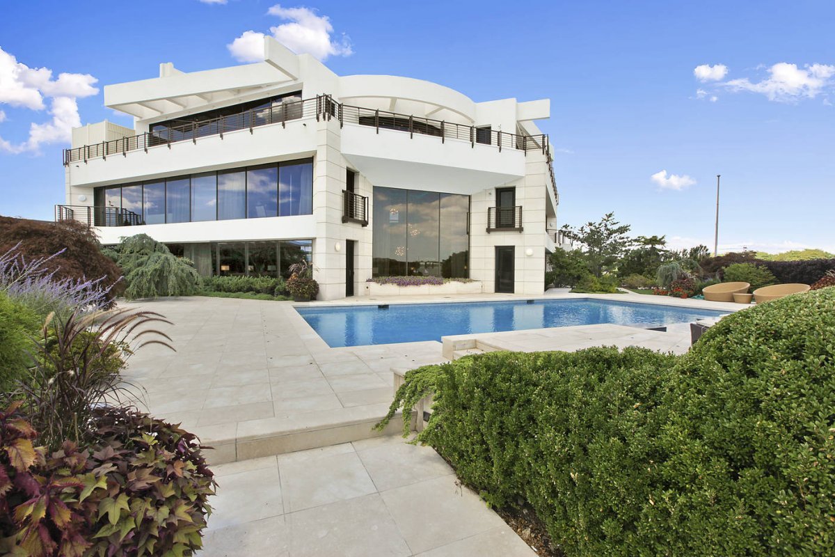 Das $17 Millionen Dollar Ufer Anwesen in Brooklyn 12