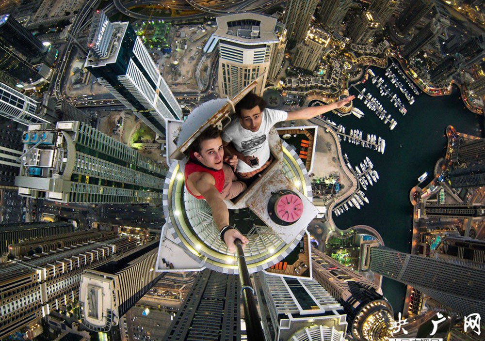 The-20-Most-Amazing-Selfies-04