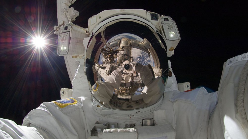 The-20-Most-Amazing-Selfies-19