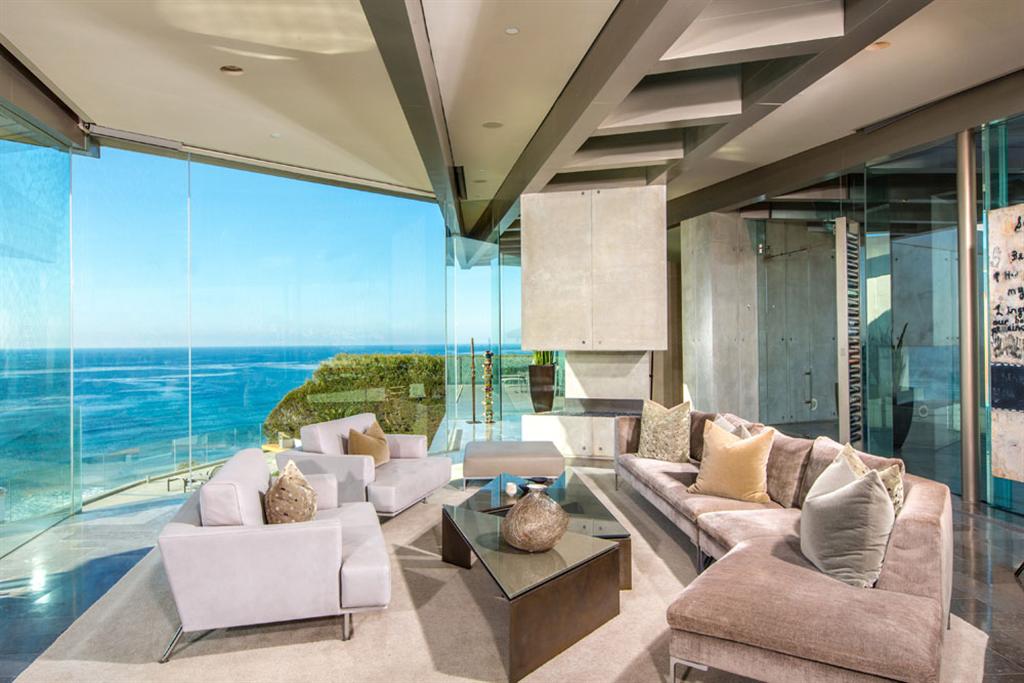The Crescent House by Wallace Cunningham 3