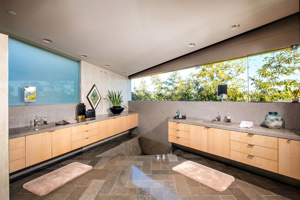 The Crescent House by Wallace Cunningham 10