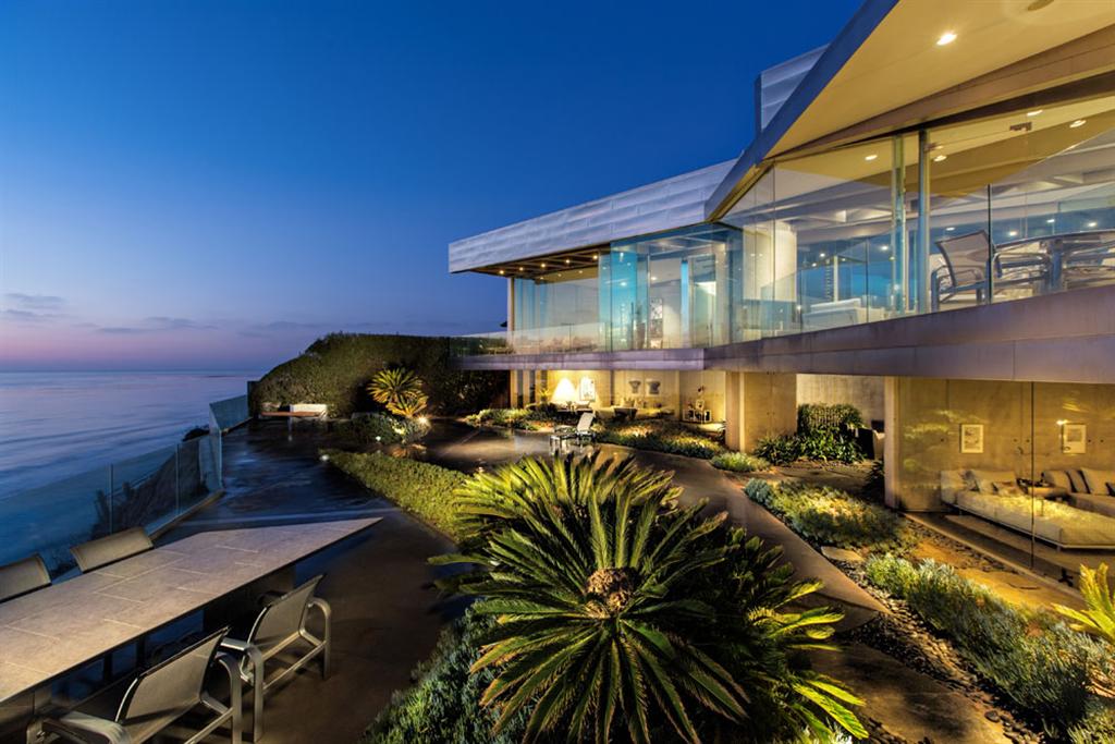 The Crescent House by Wallace Cunningham 11