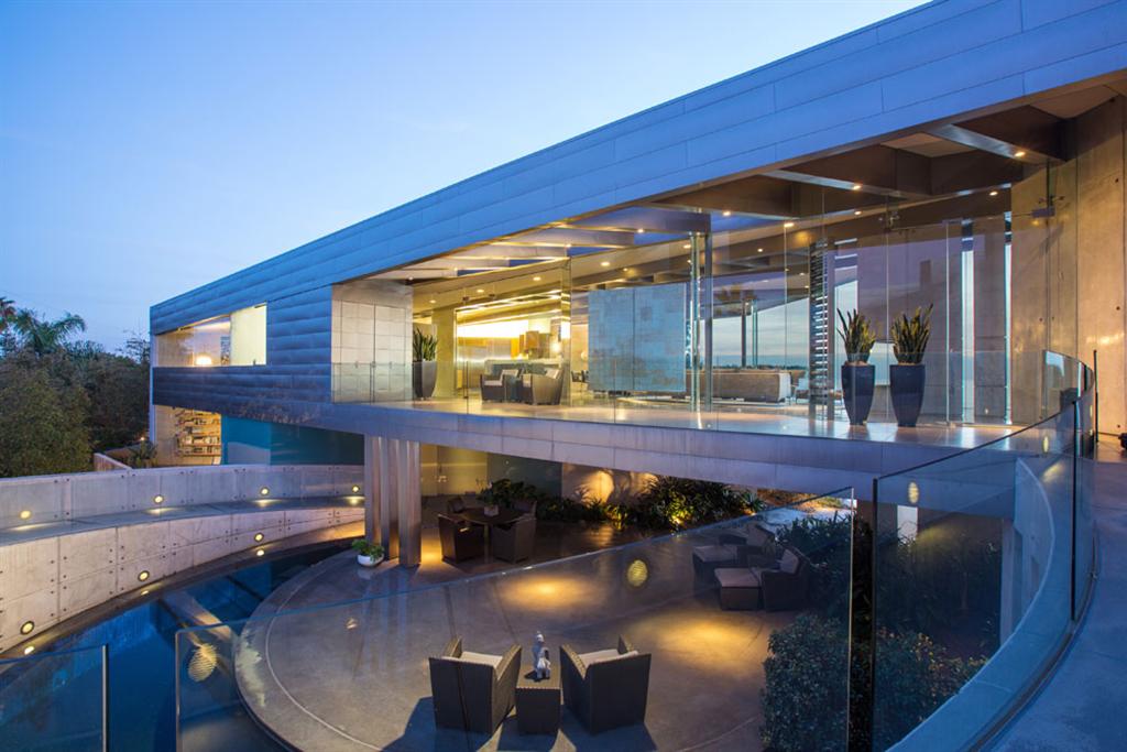 The Crescent House by Wallace Cunningham 12