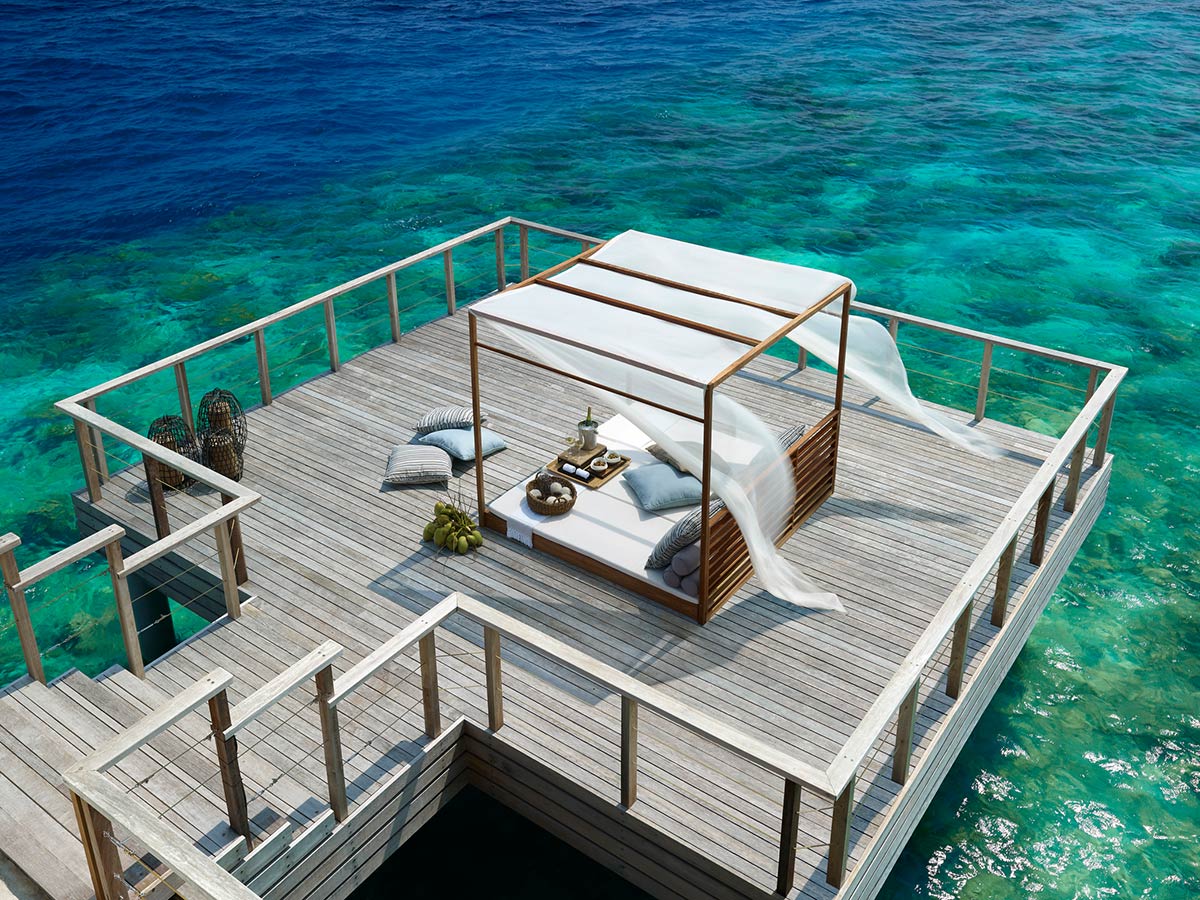 The-Dusit-Thani-x-Maldives-09
