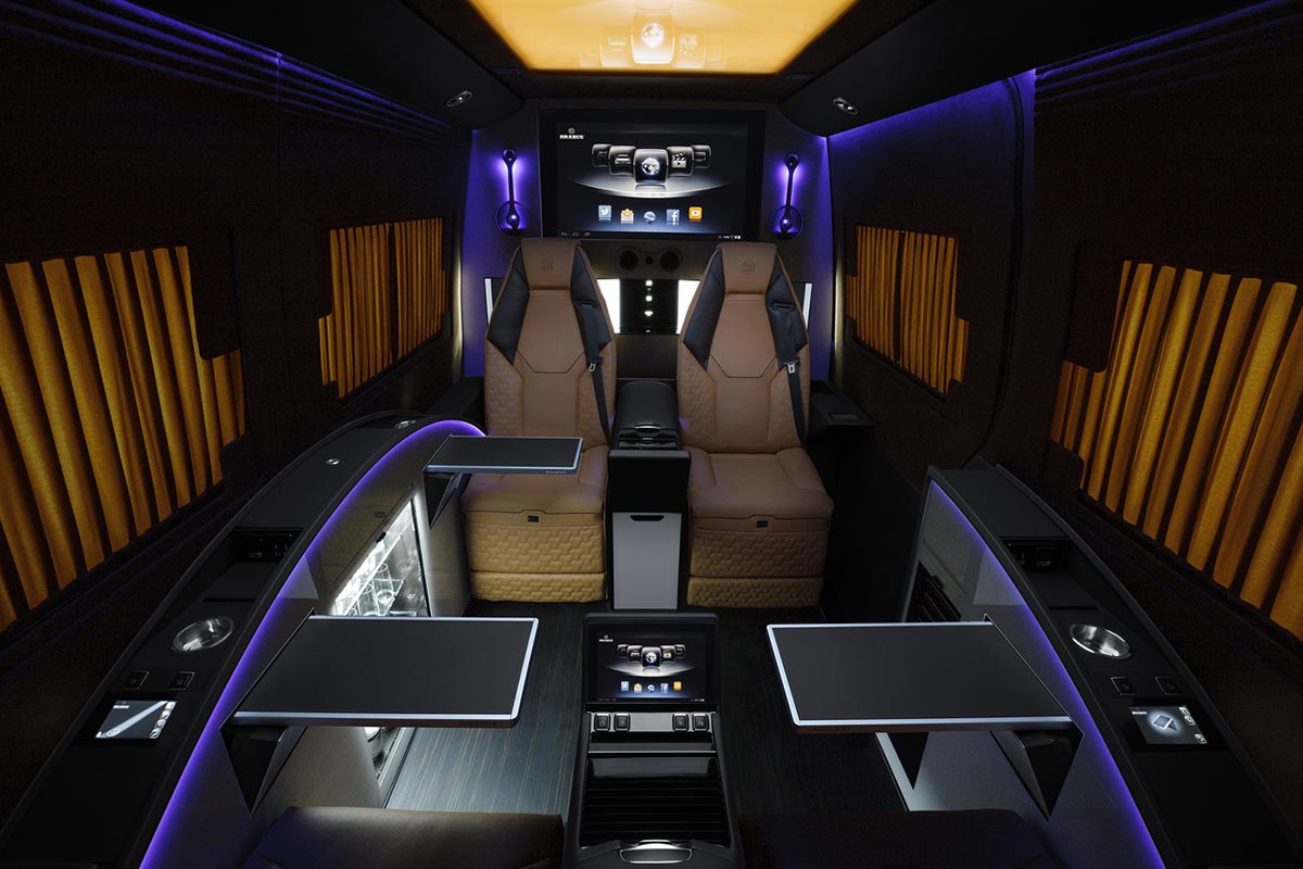 Brabus verwandelt Mercedes Sprinter in eine Business Lounge 6