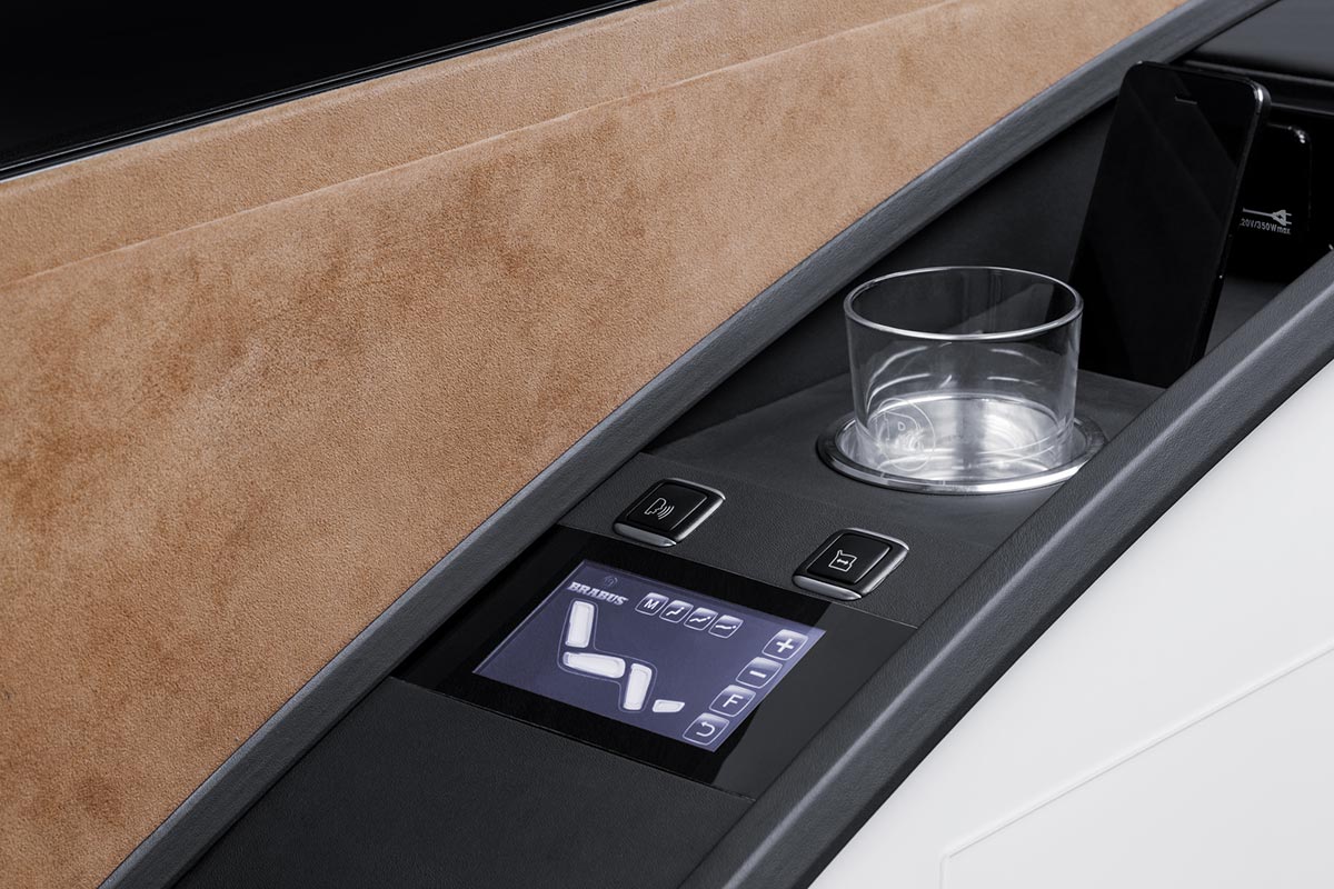 Brabus verwandelt Mercedes Sprinter in eine Business Lounge 10
