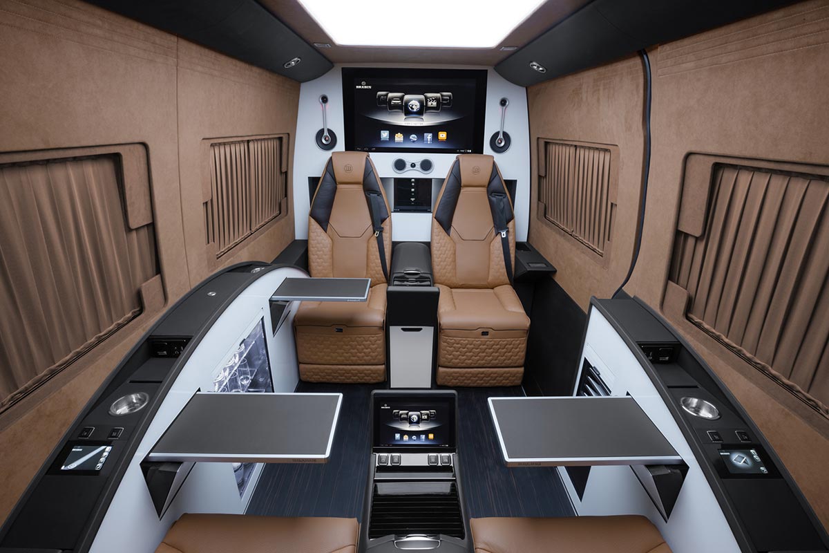 Brabus verwandelt Mercedes Sprinter in eine Business Lounge 1