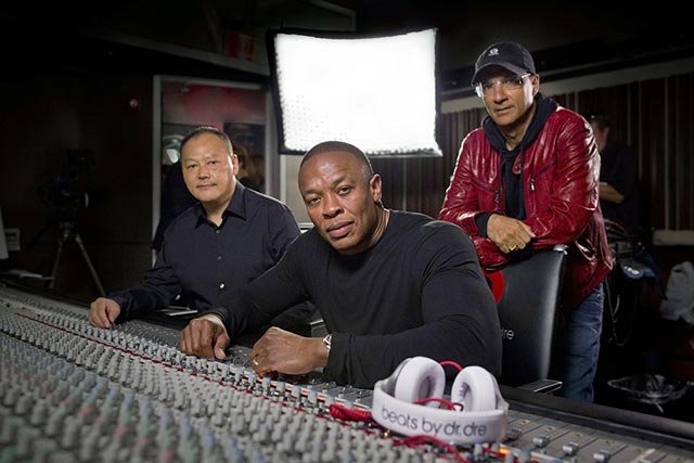 Apple ‘Closing In’ On Dr. Dre’s Beats For $3.2 Billion