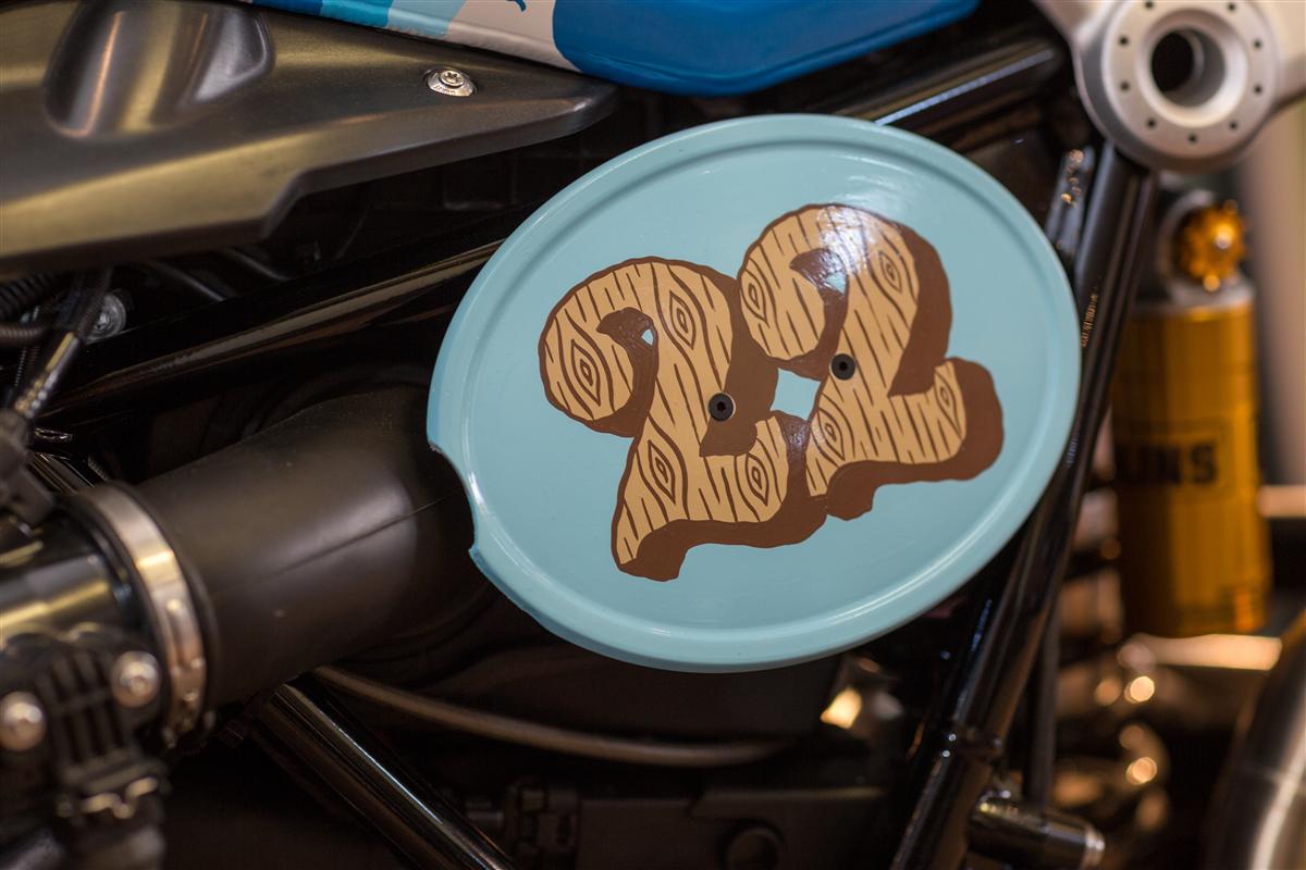 Die BMW Concept Path 22 mit Surfbretthalter 9