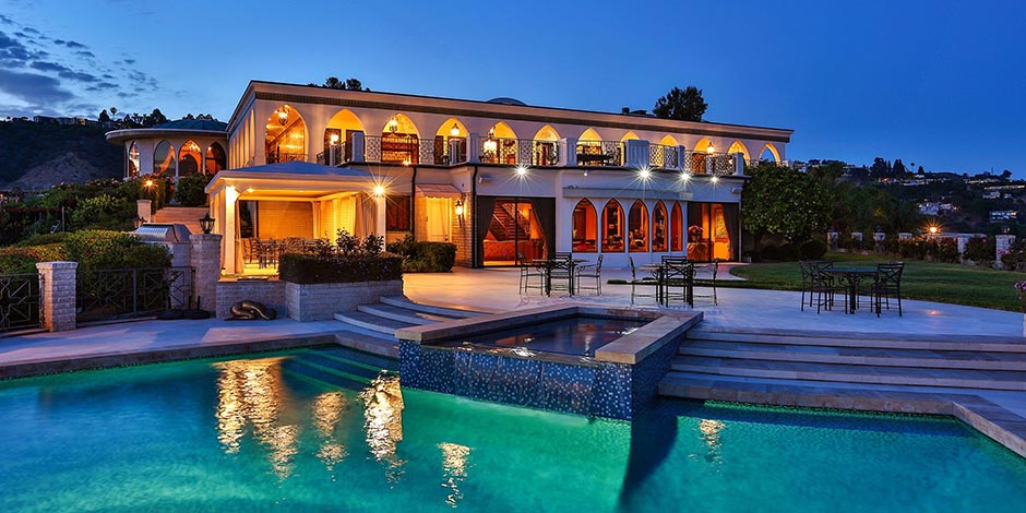 For Sale: For a record price of $135 Mio. 1