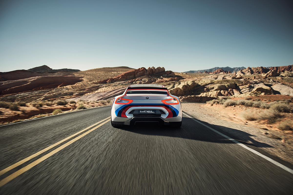 Die perfekte Einheit von Fahrer und Fahrzeug: BMW 3.0 CSL Hommage R. 8