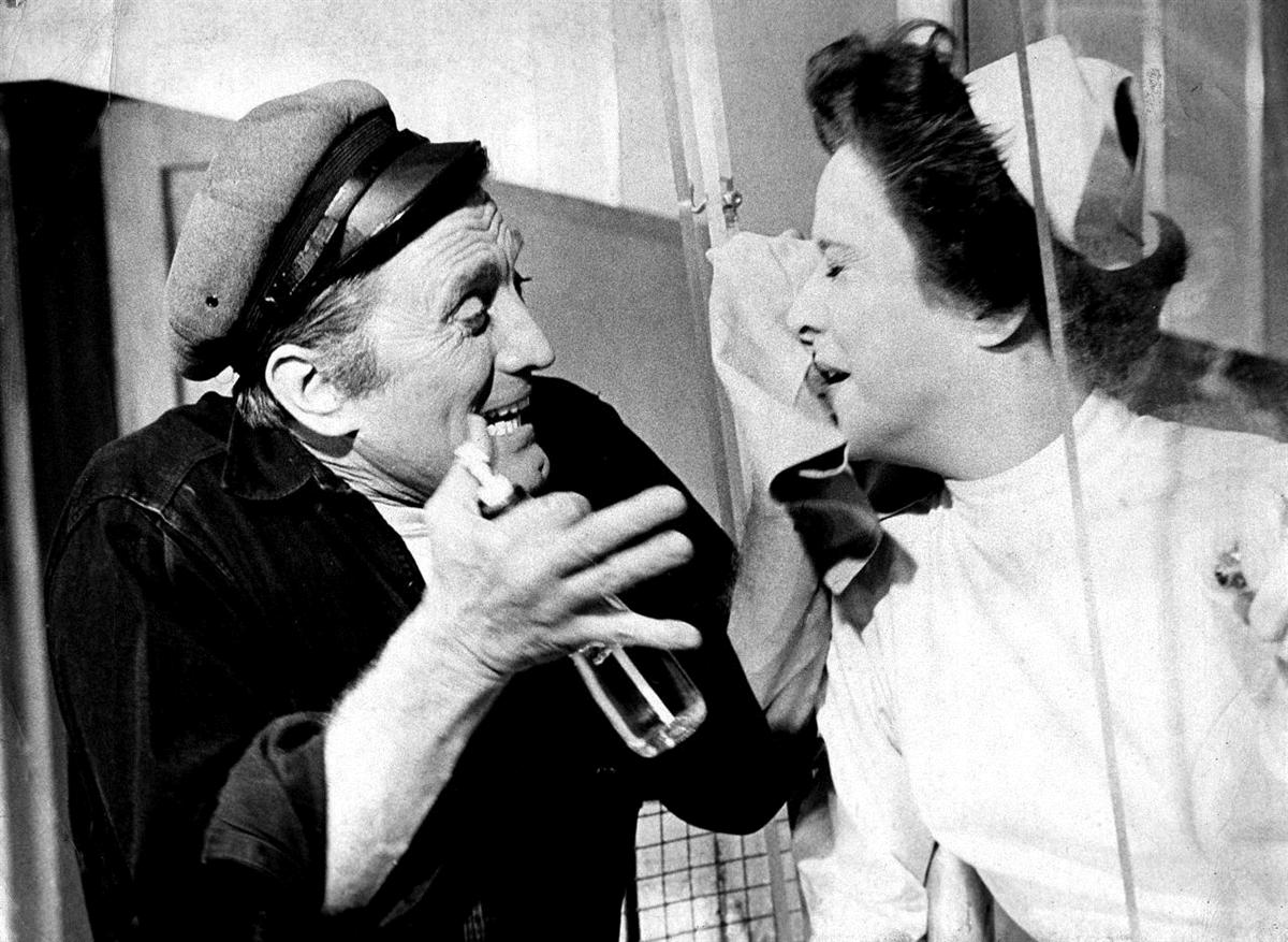 KirkDouglas-80millionforcharity-01