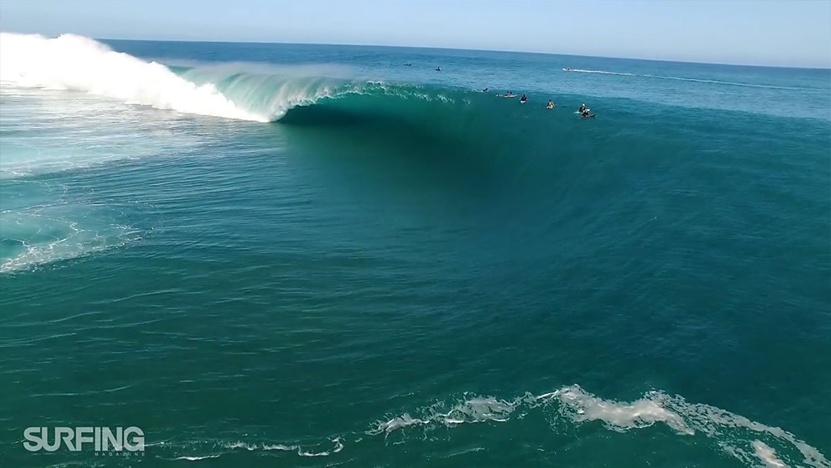 Teahupo'o-Du-Ciel-Brent-Bielmann-Eric-Sterman-07
