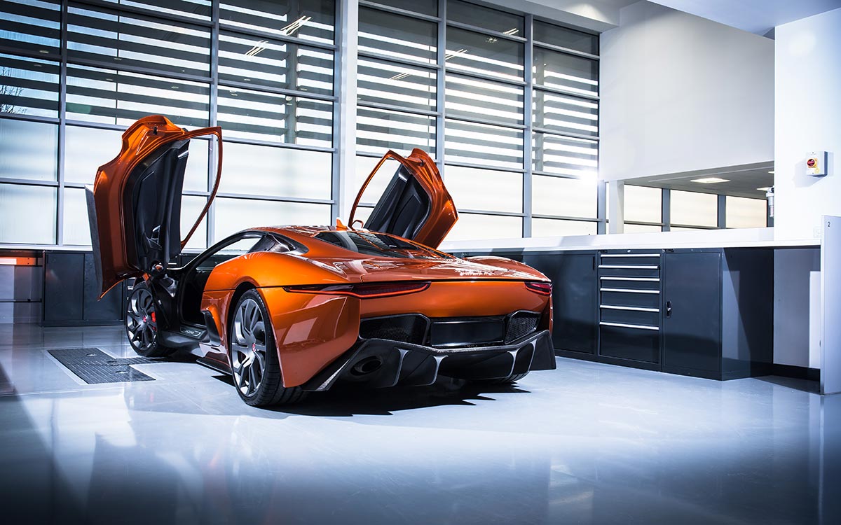 Jaguar C-X75 02