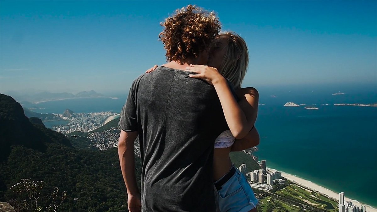 Jay-Alvarrez-and-Alexis-Ren-Summer-2015-featured