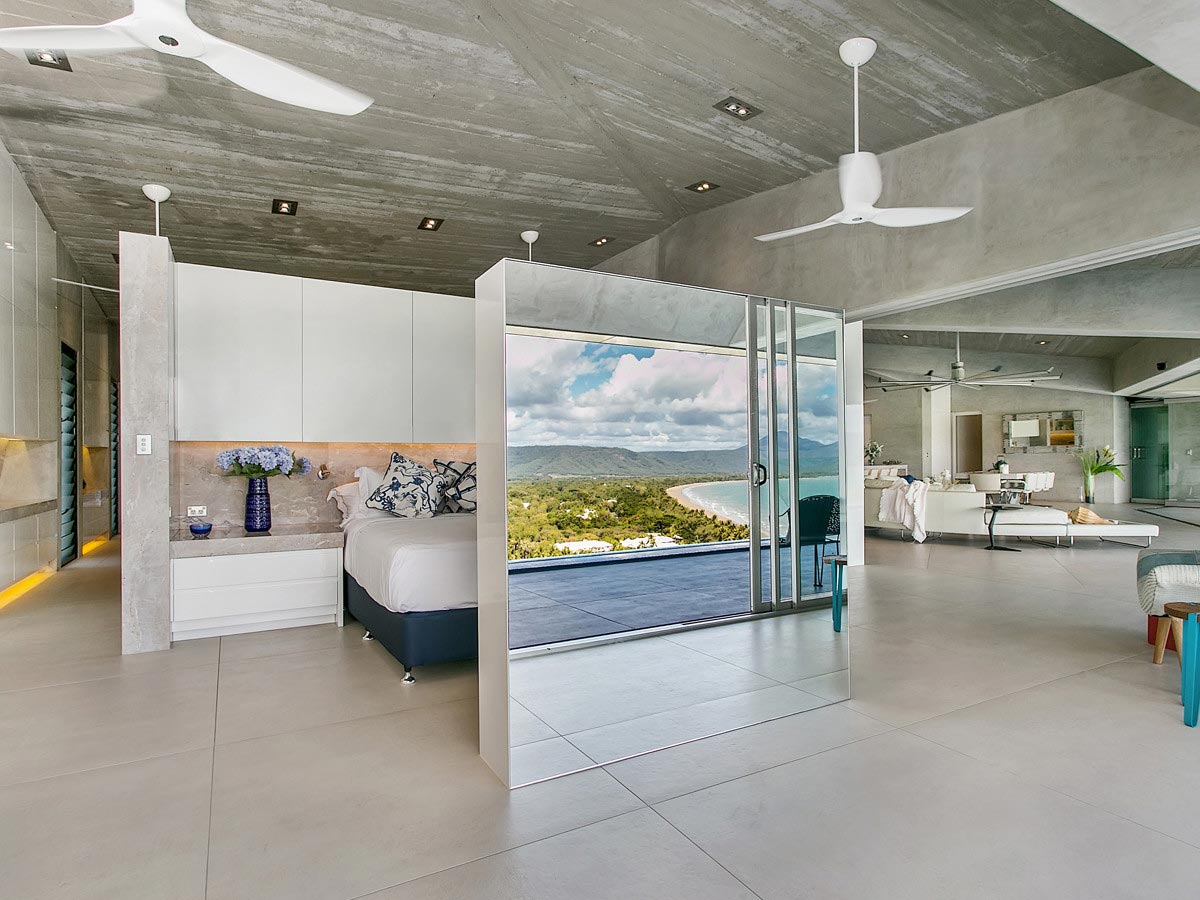 The Edge by Charles Wright Architects: Living at the Abyss 9