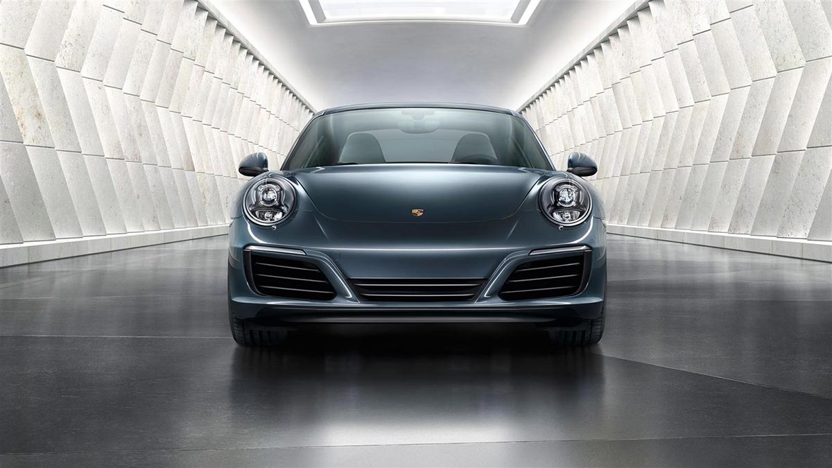 Porsche 911 Carrera 01