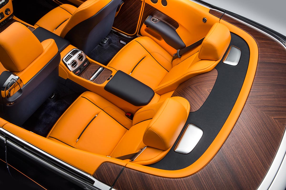 Homage to a life on the Côte d’Azur: The New Rolls-Royce Dawn 11