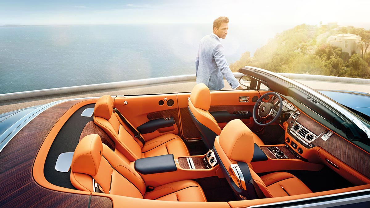 Homage to a life on the Côte d’Azur: The New Rolls-Royce Dawn 1