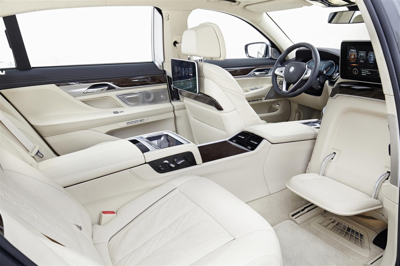 Introducing The 2016 BMW 7 Series 3
