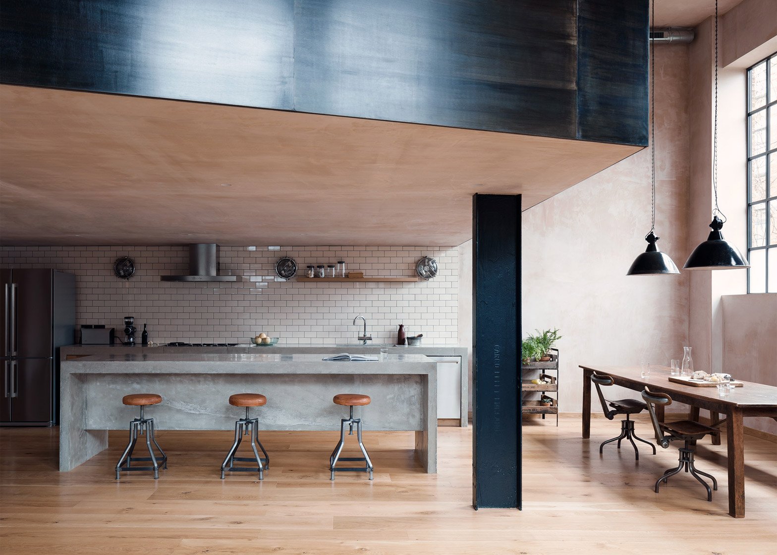 Eine East London Lagerhalle wird zum modernen Zuhause 4