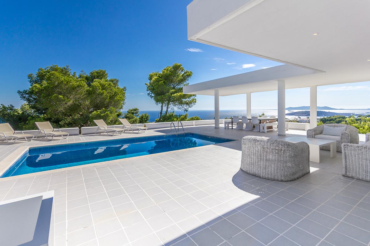 Modern Villa with Panoramic Sea Views in Ibiza 6