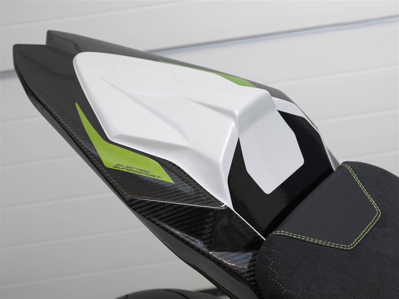 Die BMW eRR: Supersportdynamik und Zero Emission dank E-Antrieb 7