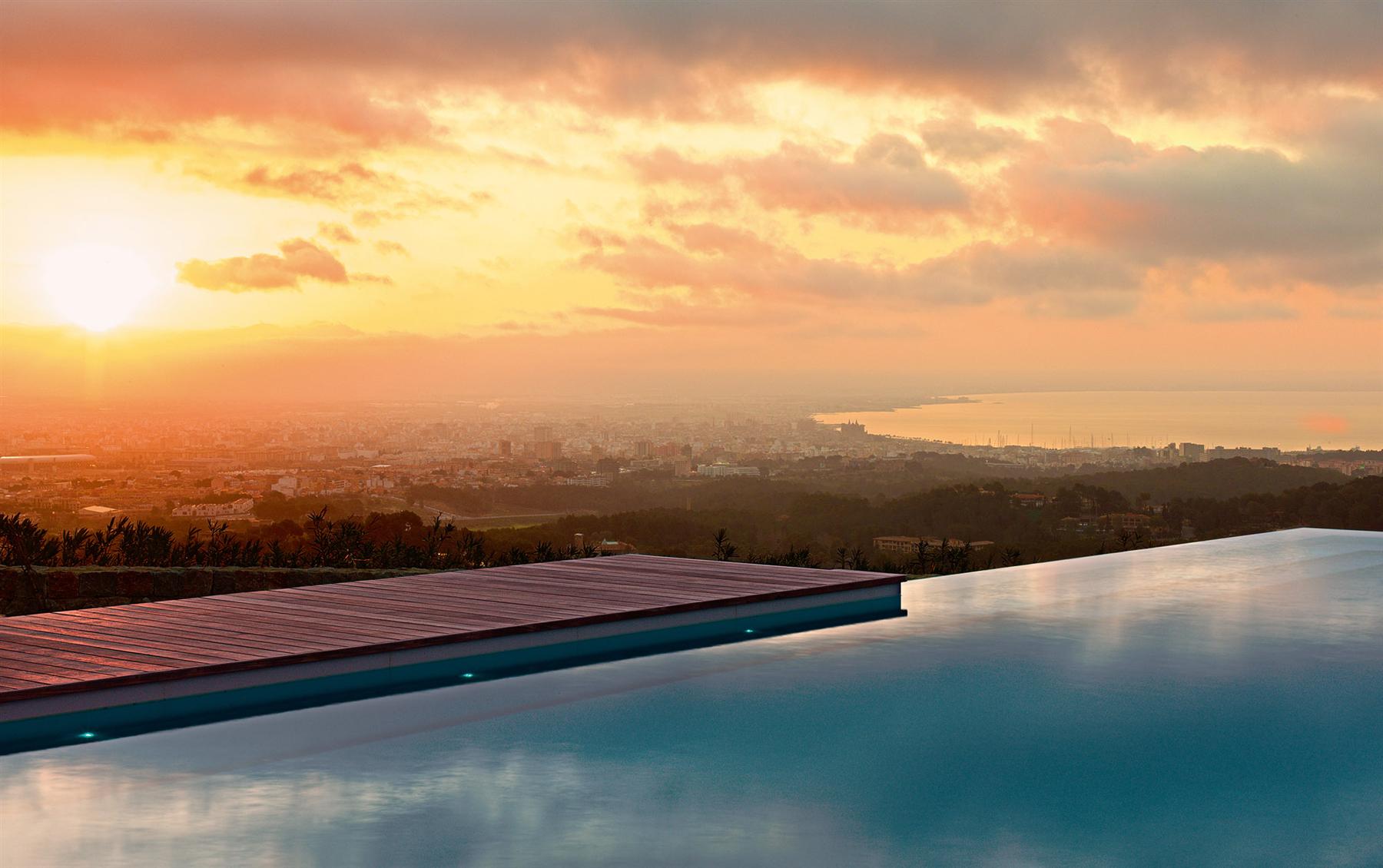 The Unique Chameleon Mansion in Son Vida, Mallorca 9