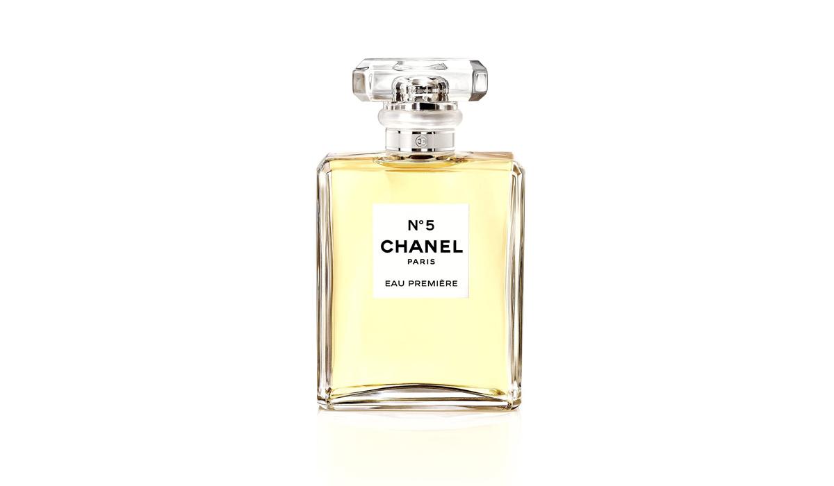 Christmas Guide: <br> 20 Gift for Good Girls 19
