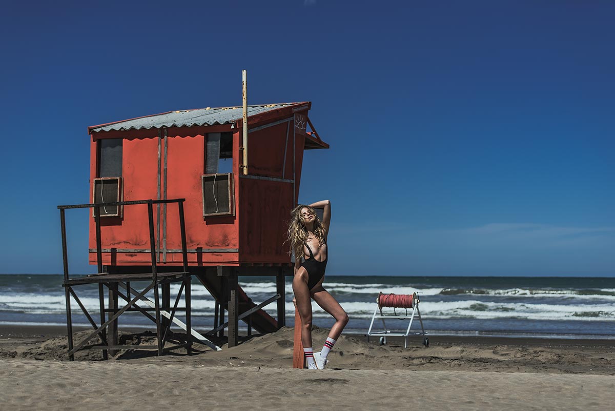 Beach Vibes with Kryss Wood by Alejandro Bauducco 13