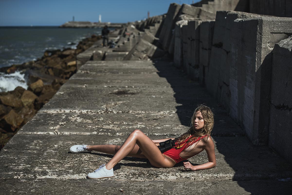 Beach Vibes with Kryss Wood by Alejandro Bauducco 19
