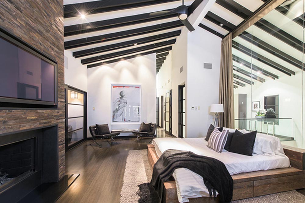 Calvin Harris Is Selling His $10 Million Hollywood Home 4