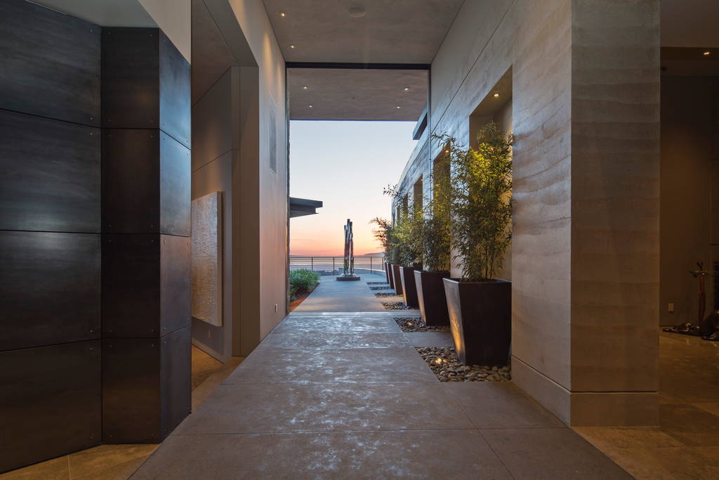 Stay at Beyonce’s Super Bowl airbnb for $10,000 per Night 13