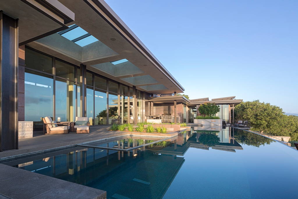 Stay at Beyonce’s Super Bowl airbnb for $10,000 per Night 2