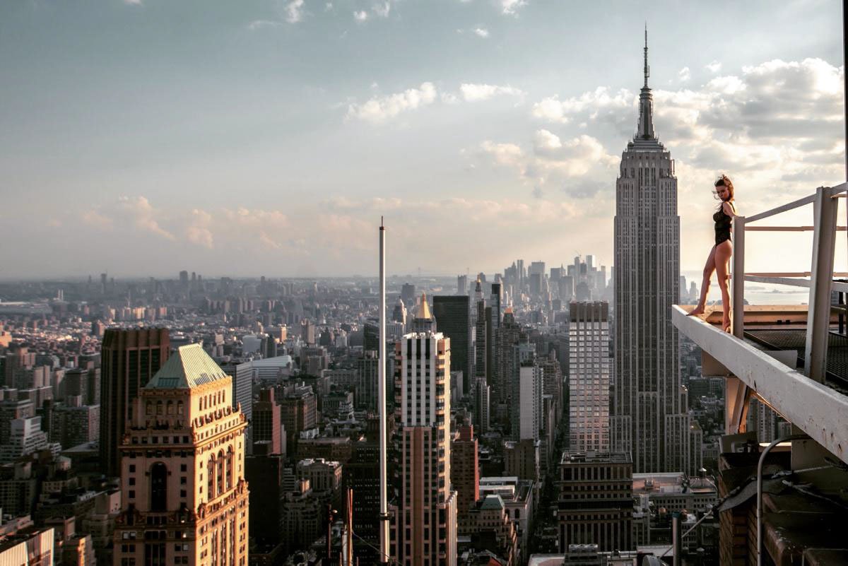 Balancing On The Edge Of NYC’s Skyscrapers 4