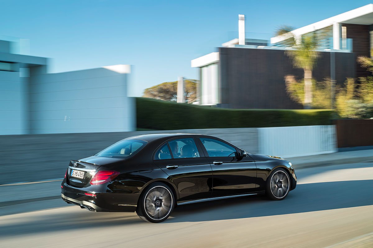 The new high-performance Mercedes-AMG E 43 4MATIC 6