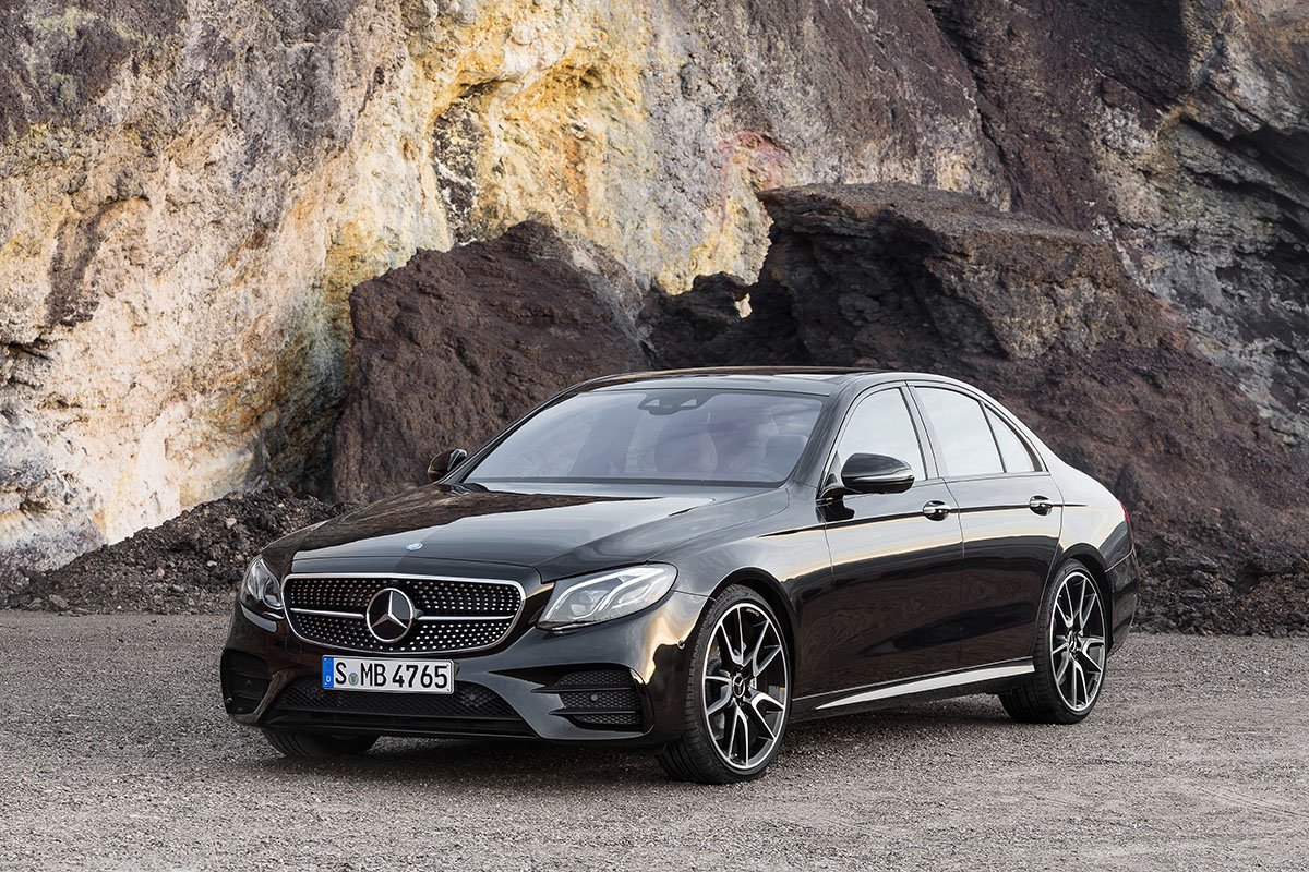 The new high-performance Mercedes-AMG E 43 4MATIC 7