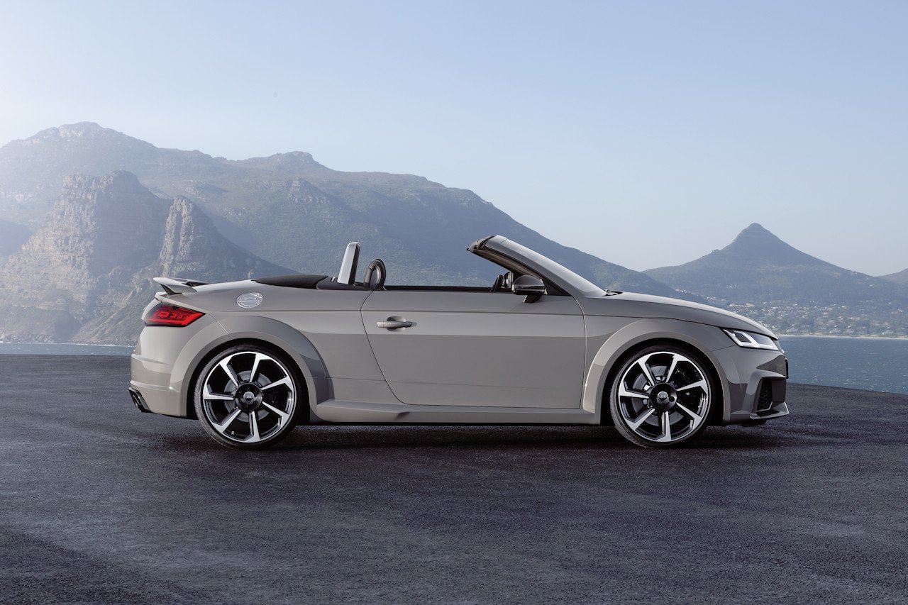 Der Neue Audi TT RS als Coupé und Roadster: 5 Zylinder mit 400 PS 7