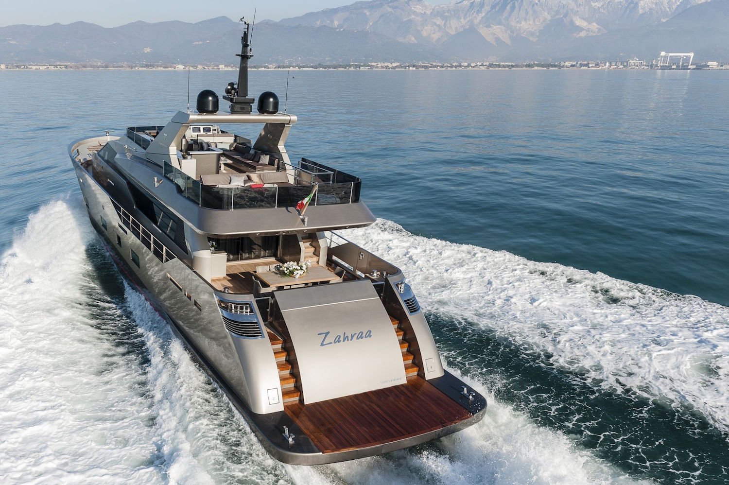 30 Meters Elegance: The Tecnomar Nadara Zahraa Yacht 2