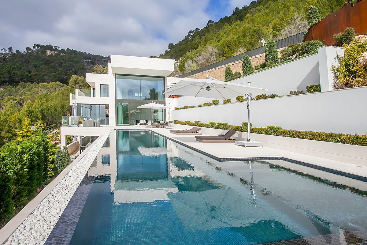 Awesome Villa in Son Vida, Mallorca 1