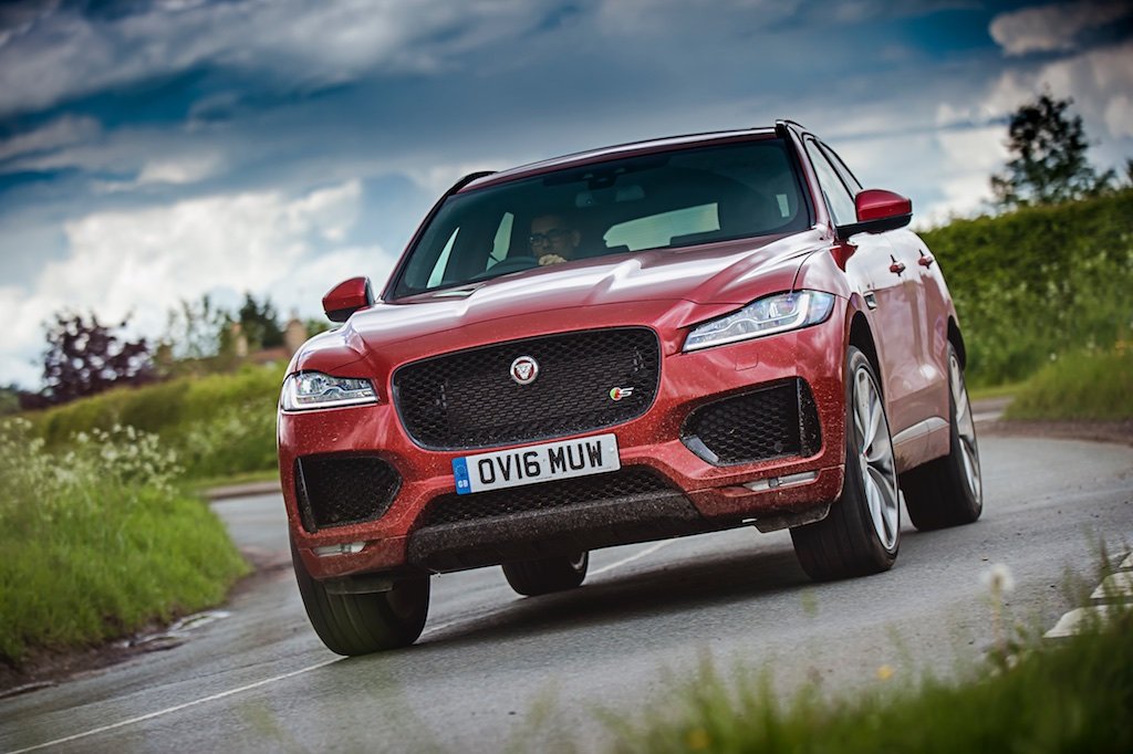Big Cat – The Jaguar F-Pace First Drive 1