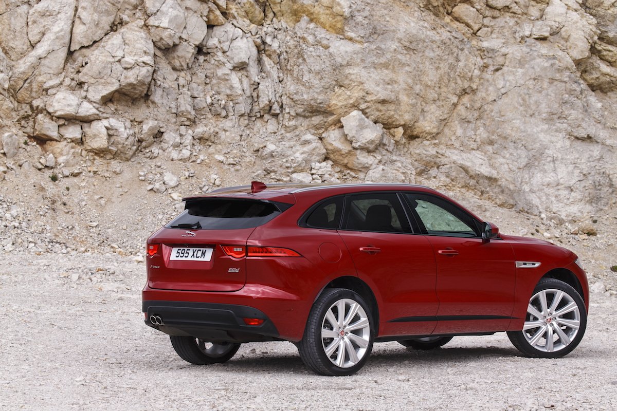 Raubkatze auf Beutefang: Der Jaguar F-Pace 2