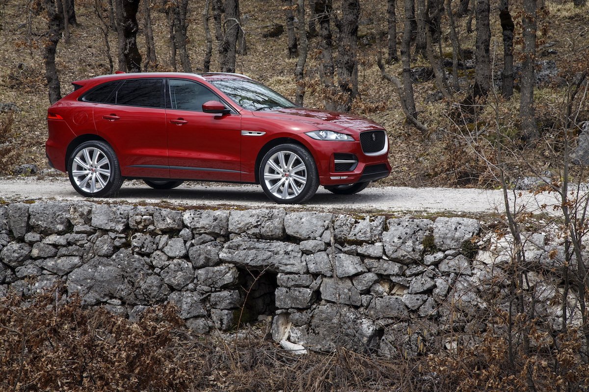 Raubkatze auf Beutefang: Der Jaguar F-Pace 5