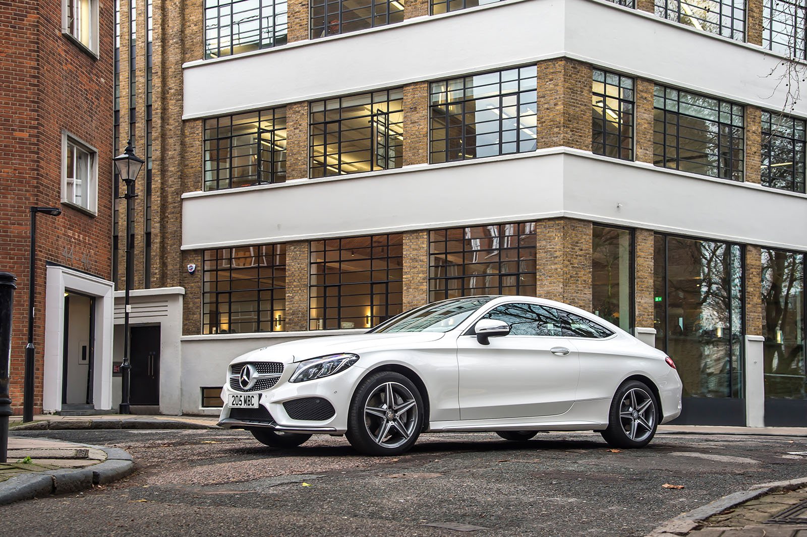 Mercedes C250 AMG 02