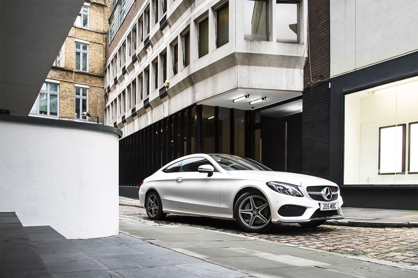 Mercedes C250 AMG featured