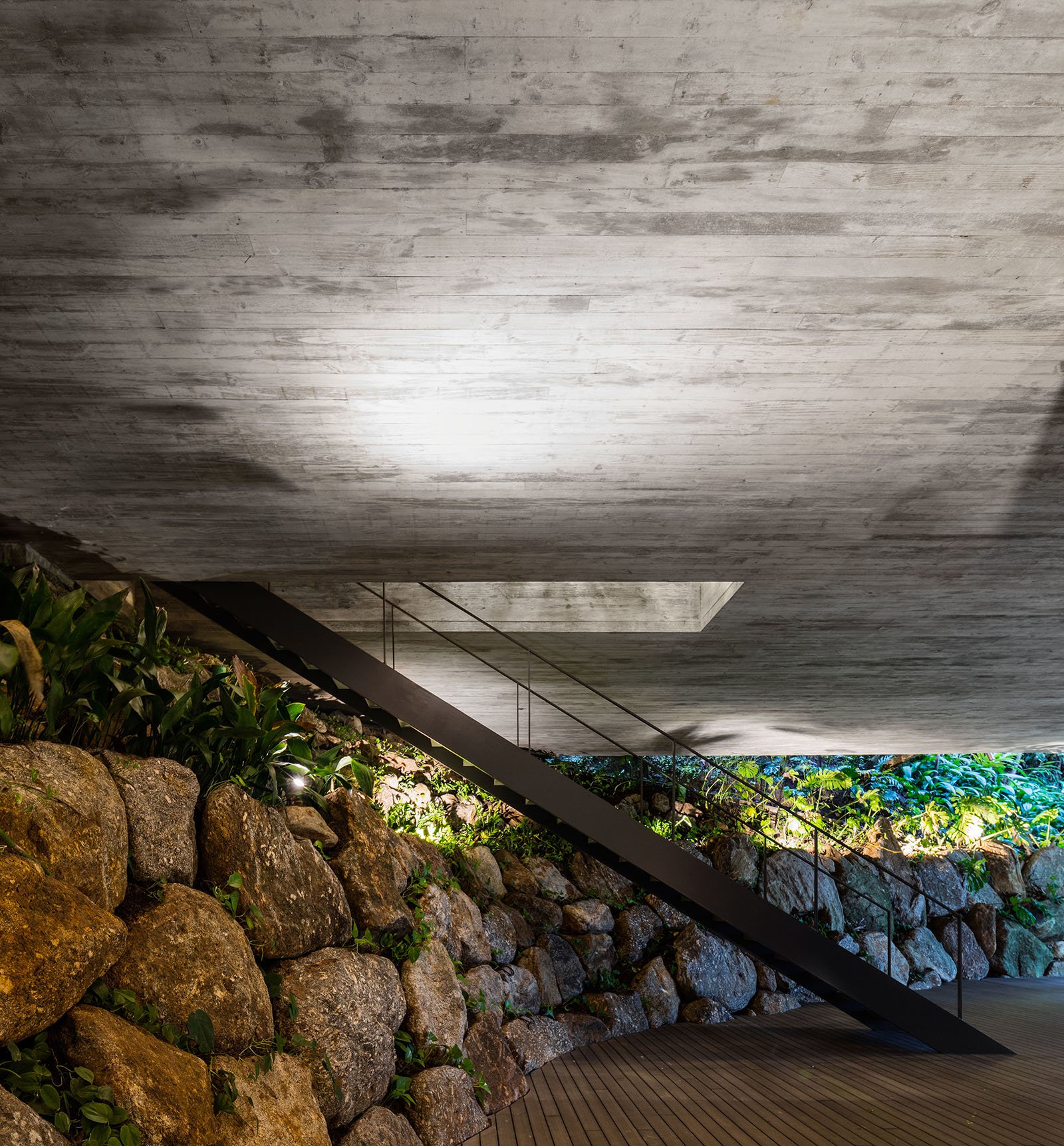 Take a Look Inside the Unique Jungle House by Studio MK 27 3