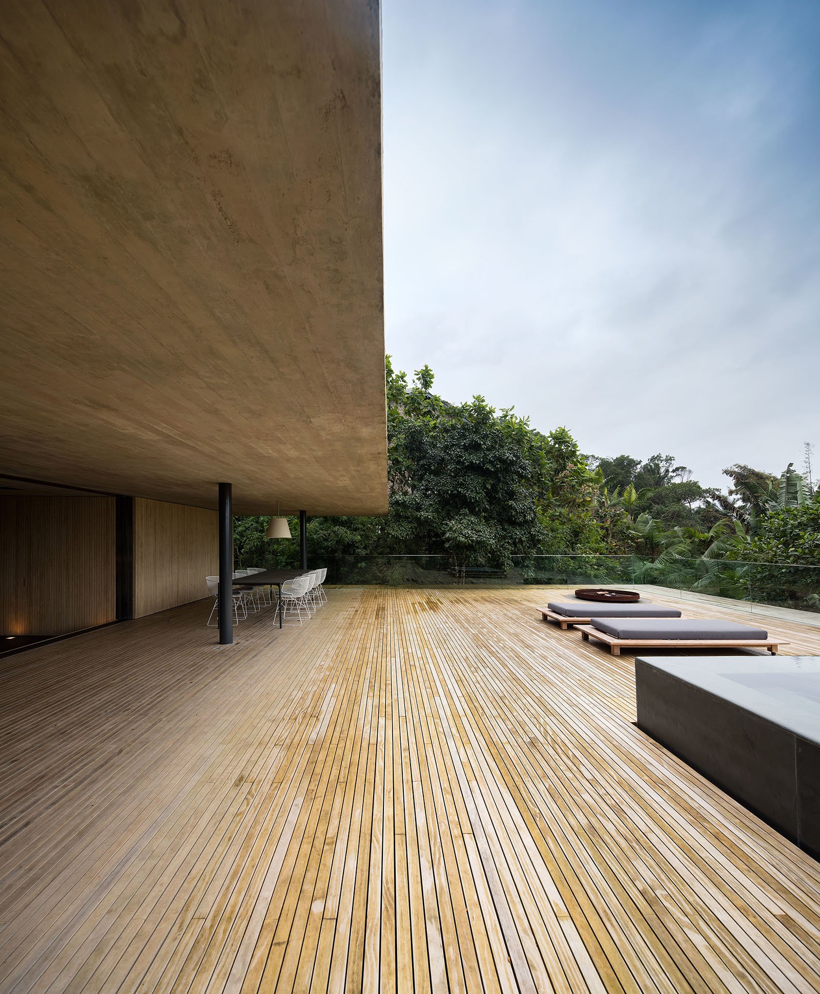Take a Look Inside the Unique Jungle House by Studio MK 27 9