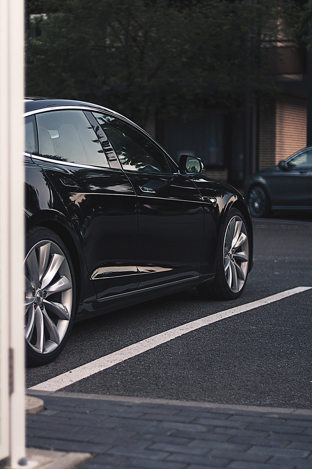 Tesla Model S 06