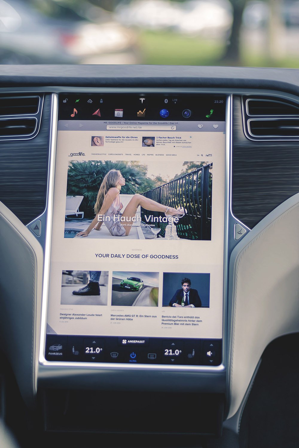Tesla Model S 07